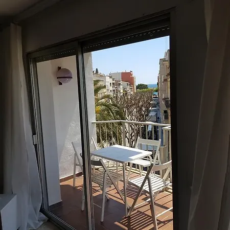 Apartment Apartament A La Placeta De Sant Joan 21, 3r *